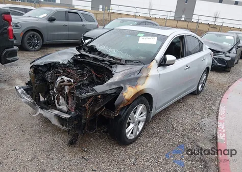 2015 Nissan Altima 2.5 Sl z USA, uszkodzony, nr VIN 1N4AL3AP1FN360792